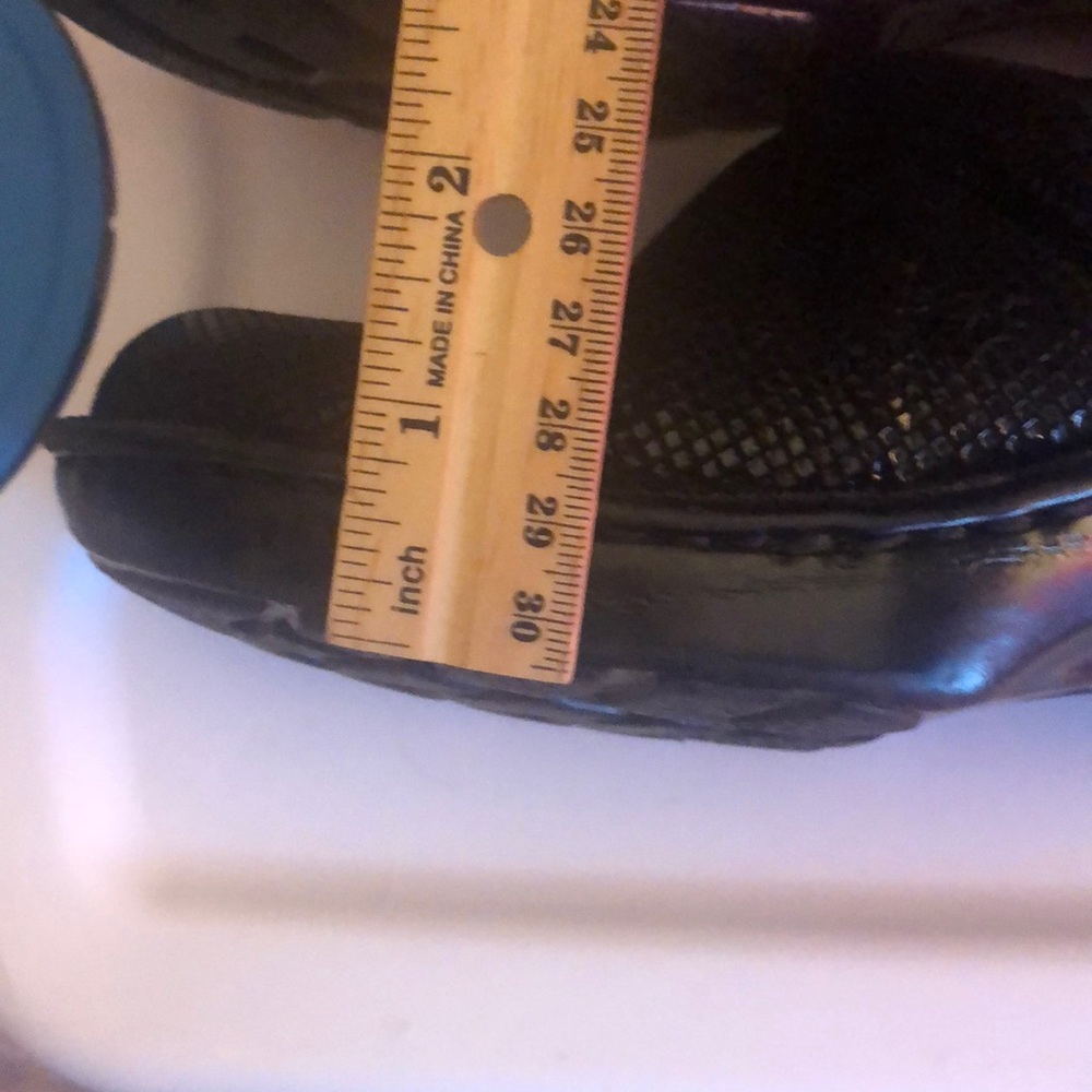 Black clogs - Picture 7 of 8